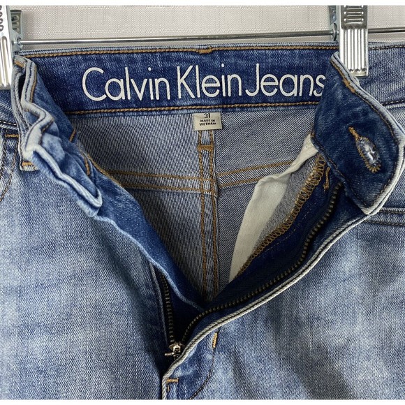 Calvin Klein Jeans Womens Size 31 (30) Mid Rise Cropped Stretch Light Wash Blue - Picture 5 of 12
